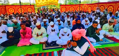 नंदिनी नगर ईदगाह में संपन्न हुई ईद-उल-अजहा की नमाज