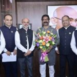 धालभूमगढ़ एयरपोर्ट परियोजना को जल्द शुरू करने की मांग, SCCI प्रतिनिधिमंडल ने CM हेमंत सोरेन से की मुलाकात