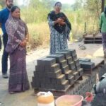 महासमुंद : सीईओ जिला पंचायत नंदनवार ने किया आजीविका संवर्धन केंद्रों का निरीक्षण