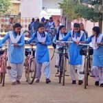 बिहार बालिका साइकिल योजना में बदलाव, साइकिल पर लगेगा नया स्लोगन और मोनोग्राम