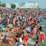Heatwave in UK: दो महीने में 2700 मौतें, हीटवेव ने बढ़ाई चिंता, यूरोप में सऊदी जैसी गर्मी के हालात