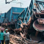गाजियाबाद-दिल्ली रेल रूट पर बड़ा हादसा, मालगाड़ी के 6 डिब्बे पटरी से उतरे; 53 ट्रेनें प्रभावित
