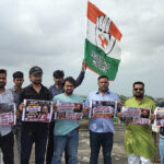 भोपाल में पानी की टंकी पर चढ़े युवा कांग्रेस कार्यकर्ता, मांगा अमित शाह का इस्तीफा