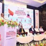 यूपी को ट्रिलियन डॉलर अर्थव्यवस्था बनाने की तैयारी, औद्योगिक विकास पर मंथन