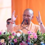 पढ़ाई में पीछे छूटे बच्चों को मुख्यधारा में लाएगी योगी सरकार, कैच-अप शिक्षण अभियान को मिलेगी नई गति