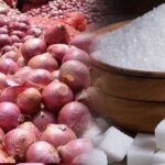 Onion Price Hike: चीनी के बाद अब प्याज ने रुलाया, कीमतों में अचानक तेज उछाल