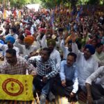AAP सरकार और मुलाजिमों में आर-पार की लड़ाई! 2500 से ज्यादा कर्मचारियों पर एक्शन की तैयारी