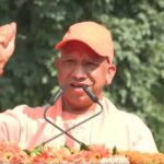 लखनऊ में योगी ने रवाना की तिरंगा यात्रा, 25 हजार युवाओं ने दिया राष्ट्र प्रथम संदेश