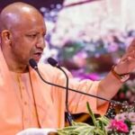 मुख्यमंत्री योगी आदित्यनाथ रिमोट का बटन दबाकर लखनऊ में बनने वाले बहुमंजिला पीआरडी बैरक का शिलान्यास भी करेंगे