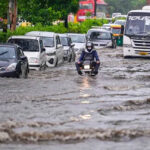 गुरुग्राम में भारी बारिश से हालात बिगड़े, जलभराव के बीच जारी हुई वर्क फ्रॉम होम एडवाइजरी