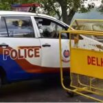 iPhone की EMI का बढ़ा बोझ, डांस टीचर ने यमुना में लगाई छलांग, पुलिस ने बचाया