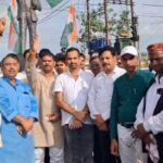 दतिया उपचुनाव में कांग्रेस की जीत पर सिंगरौली में जश्न, कार्यकर्ताओं ने बांटी मिठाई