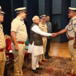 पदक उत्कृष्ट सेवाओं की पहचान और भावी जिम्मेदारियों का प्रतीक : राज्यपाल  पटेल
