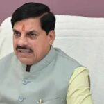 मुख्यमंत्री डॉ. यादव ने बहनों से बंधवाया रक्षा सूत्र