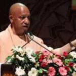 सीएम योगी ने अफवाह फैलाने वालों पर कार्रवाई, कांवड़ यात्रा में सख्ती के निर्देश