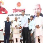 चयनित अधिकारी पद का नहीं, अपने संस्कारों का परिचय दें : राज्यपाल  पटेल