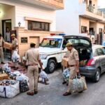 जयपुर में शराब तस्करी पर शिकंजा, कार से 36 और मकान से 44 बोतलें मिलीं; 4 गिरफ्तार