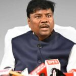 भारी बारिश को लेकर मंत्री केदार कश्यप ने बस्तर संभाग के सभी कलेक्टरों से ली स्थिति की जानकारी