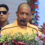 सीएम योगी बोले- शिक्षा को राजनीति से रखें दूर, शिक्षक बच्चों का भविष्य संवारें
