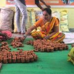 दीपावली से पहले लौटी खुशियाँ: महासमुंद में ‘सेवा संकल्प अभियान’ के तहत स्व-सहायता समूहों की महिलाओं को मिले बड़े ऑर्डर।