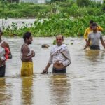 बिहार में बाढ़ का कहर, 12 जिलों में 22 लाख से ज्यादा लोग प्रभावित; CWC की चेतावनी से बढ़ी चिंता
