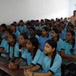 बाराबंकी में रंग दे बसंती का युवा संवाद, छात्रों को मिला नवाचार और एआई का गुरुमंत्र