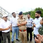 जांजगीर-चांपा में उफान पर महानदी, कलेक्टर-SP ने बाढ़ प्रभावित इलाकों का लिया जायजा