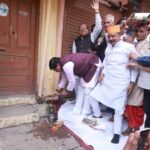 CM मोहन यादव ने पैतृक मकान में चलाई गेती, सिंहस्थ 2028 के मेगा प्लान का आगाज