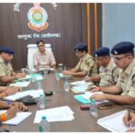 अंबिकापुर में बदमाशों पर सख्ती: IG का निर्देश- हथियार लहराया या चाकूबाजी की तो सीधे जेल