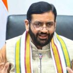 हरियाणा के 12 हजार अतिथि अध्यापकों ने अपनाई गांधीगिरी, सोशल मीडिया पर छेड़ा अभियान