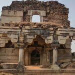 झारखंड का रहस्यमयी नवरत्नगढ़ किला, 33 इंच मोटी दीवारों से लेकर रानी लुकई की भुलभुलैया तक है खास
