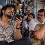 ट्रेन में स्पीकर पर गाना बजाना पड़ेगा भारी, रेलवे ने दी जेल और जुर्माने की चेतावनी