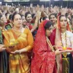राजकोट में अहीर समाज का शाही गरबा, 1300 करोड़ के सोने के गहनों ने खींचा ध्यान